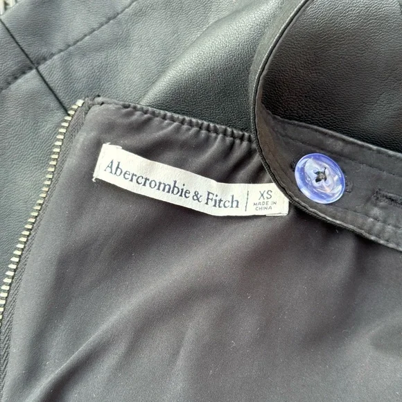 ABERCROMBIE & FITCH PLEATHER DRESS - Picture 4 of 4
